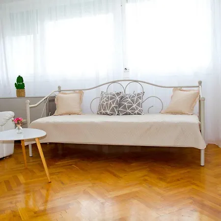 Apartment Piero